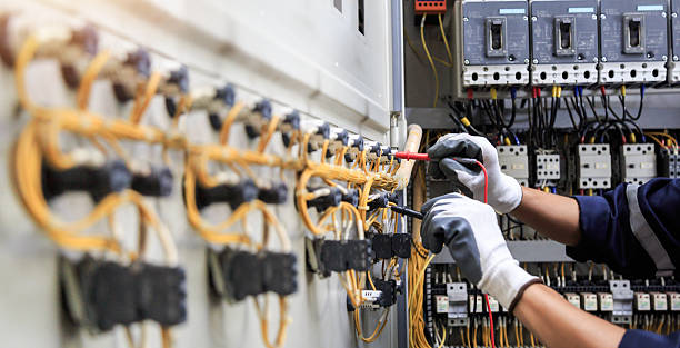 Professional Electrician technician working in Morristown, NJ